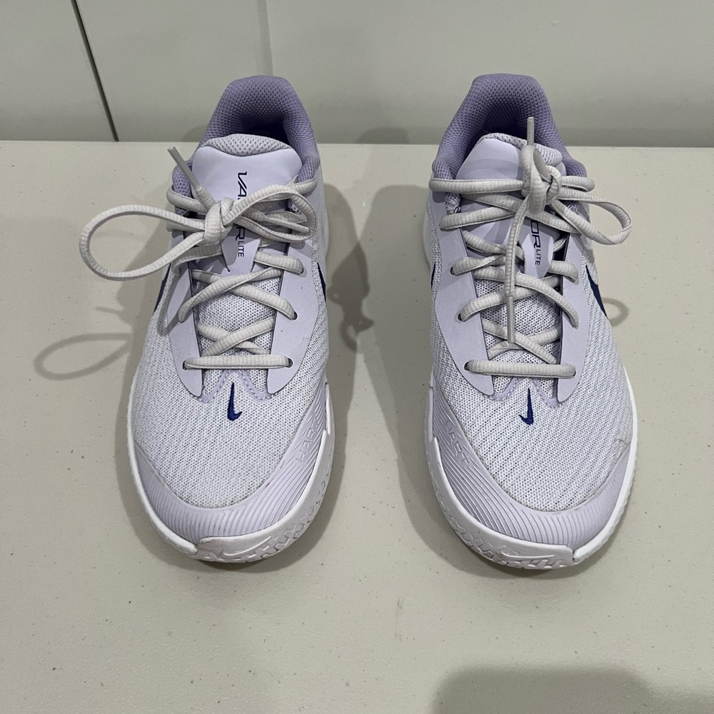 Nike Women’s Vapor Lite 3